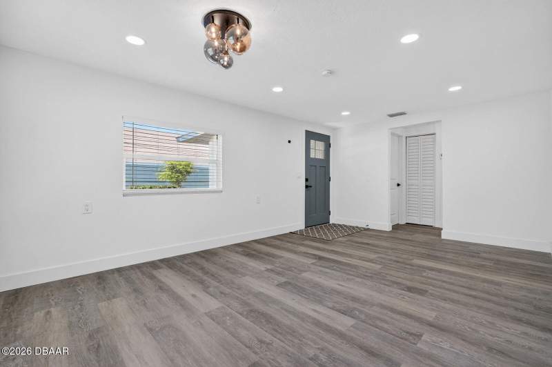 2 bedroom Single Family Residence at 246 Willow Place, Sweetser, Ormond Beach — photo 5