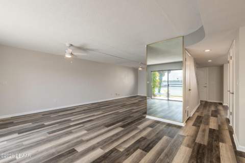625 N Halifax Avenue #23, Daytona Beach FL - photo 10 of 56
