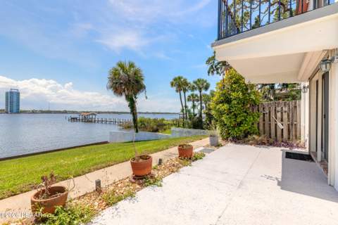 625 N Halifax Avenue #23, Daytona Beach FL - photo 15 of 56