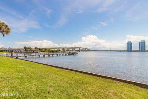 625 N Halifax Avenue #23, Daytona Beach FL - photo 17 of 56