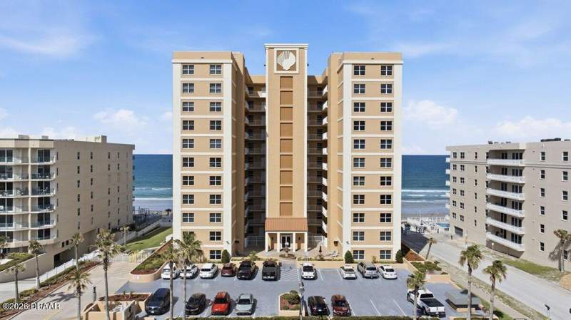 3 bedroom Condominium at 3799 S Atlantic Avenue #1101, Sanibel Condo, Daytona Beach Shores — photo 2