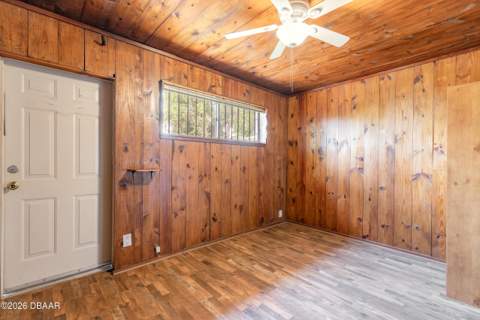 1584 Valencia Avenue, Daytona Beach FL - photo 18 of 28