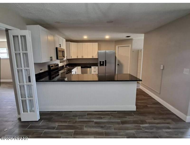 3 bedroom Single Family Residence at 1421 Suwanee Road, Fairway Estates, Daytona Beach — photo 3