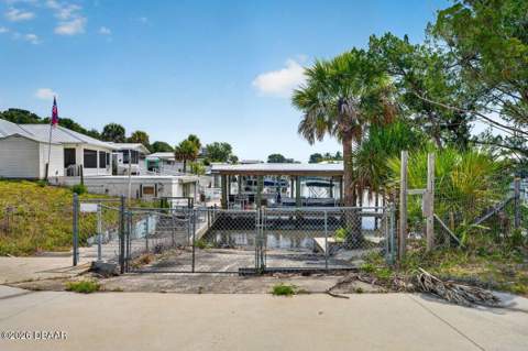 124 Randle Avenue, Oak Hill FL - photo 17 of 87