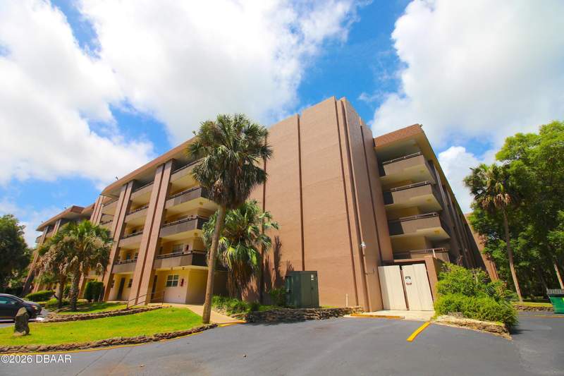 2 bedroom Condominium at 640 N Nova Road #415, Tomoka Oaks Condo North, Ormond Beach — photo 5