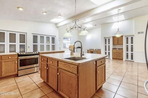 1124 N Halifax Avenue, Daytona Beach FL - photo 14 of 42
