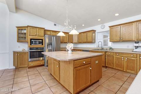 1124 N Halifax Avenue, Daytona Beach FL - photo 15 of 42