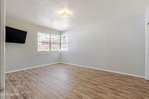 1124 N Halifax Avenue, Daytona Beach FL - photo 19 of 42