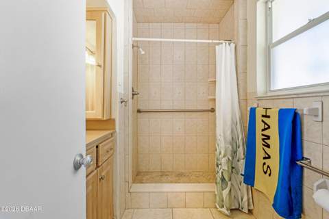 1124 N Halifax Avenue, Daytona Beach FL - photo 23 of 42