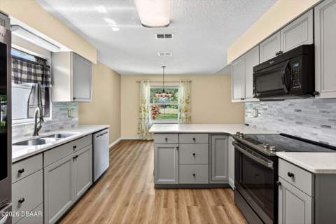 2127 King Richards Court, Orange City FL - photo 14 of 55