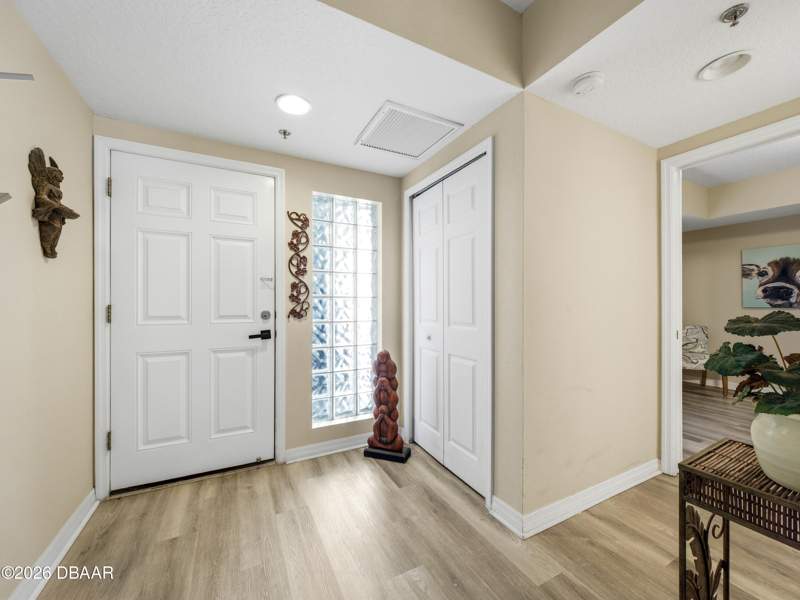 2 bedroom Condominium at 5300 S Atlantic Avenue #3-302, Ocean Walk Condo At New Smyrna Beach - Building No. 3, A Condo, New Smyrna Beach — photo 4
