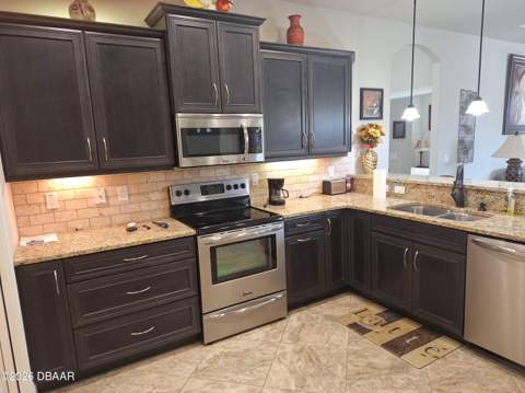 29 N Lakewalk Drive, Palm Coast FL - photo 6 of 33