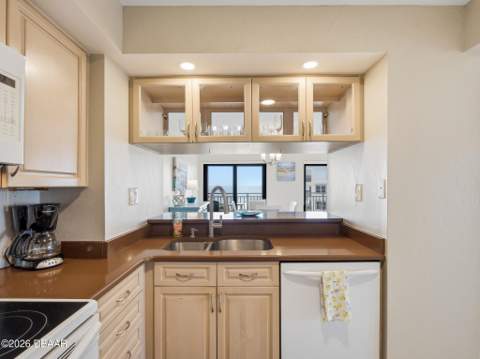 5207 S Atlantic Avenue #426, New Smyrna Beach FL - photo 17 of 50