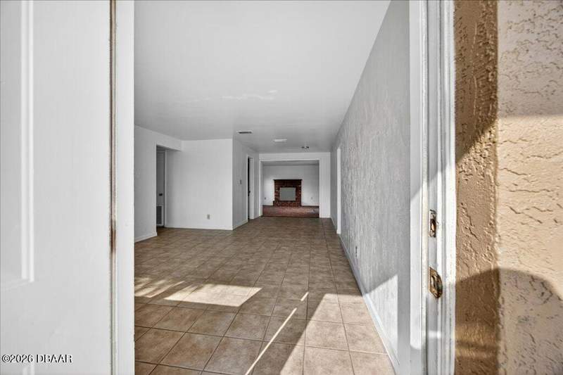 3 bedroom Single Family Residence at 1262 Essex Road, Lake Ellabella, Daytona Beach — photo 5