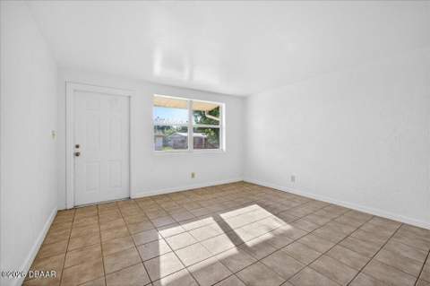 1262 Essex Road, Daytona Beach FL - photo 8 of 30