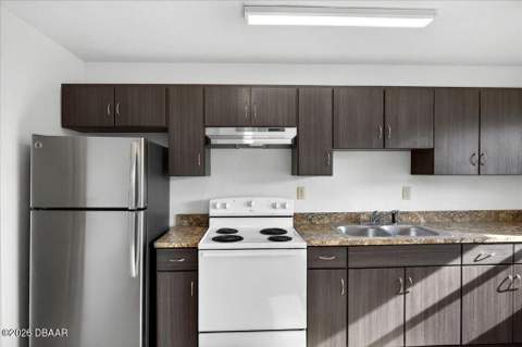 1262 Essex Road, Daytona Beach FL - photo 13 of 30