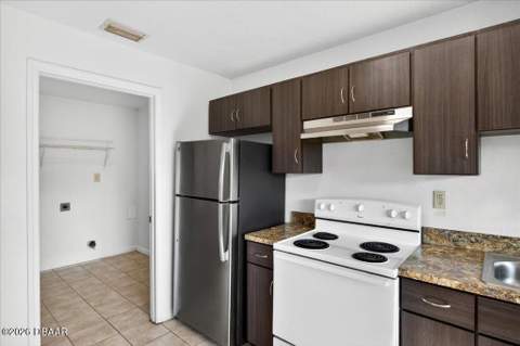 1262 Essex Road, Daytona Beach FL - photo 14 of 30