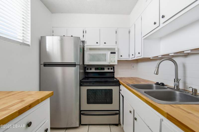 1 bedroom Condominium at 2727 N Atlantic Avenue #4030, Bellair Condo, Daytona Beach — photo 5