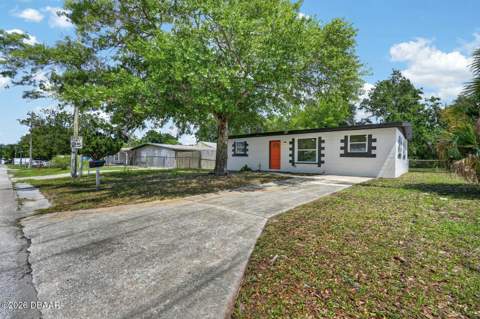 1237 Linda Lane, Daytona Beach FL - photo 6 of 30