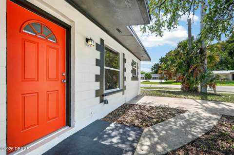 1237 Linda Lane, Daytona Beach FL - photo 7 of 30