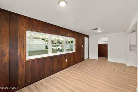 607 Wayne Avenue, New Smyrna Beach FL - photo 11 of 30
