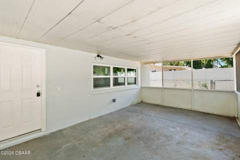 607 Wayne Avenue, New Smyrna Beach FL - photo 19 of 30