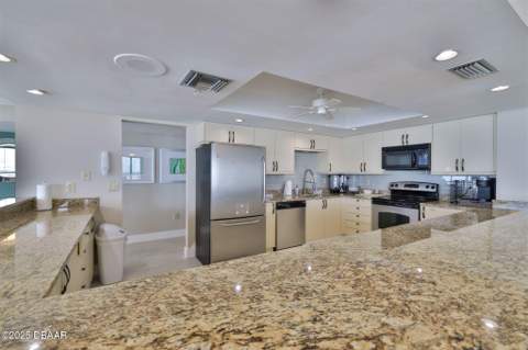 3855 S Atlantic Avenue #1405, Daytona Beach Shores FL - photo 9 of 35