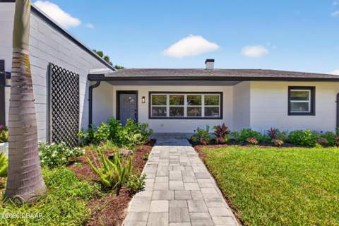 4715 Montrose Avenue, Ponce Inlet FL - photo 8 of 61