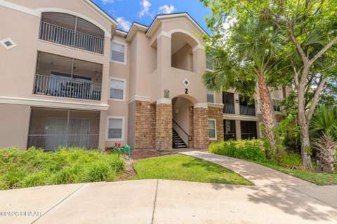 940 Village Trail #2-208, gated community for sale in Port Orange