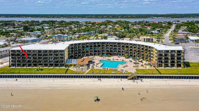1 bedroom Condotel at 2301 S Atlantic Avenue #338, Hawaiian Inn Beach Resort, A Condo, Daytona Beach Shores — photo 2