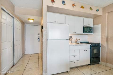 2301 S Atlantic Avenue #338, Daytona Beach Shores FL - photo 12 of 38