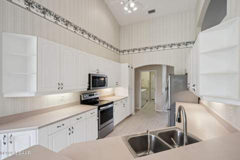 6443 Renaissance Drive, Port Orange FL - photo 10 of 45