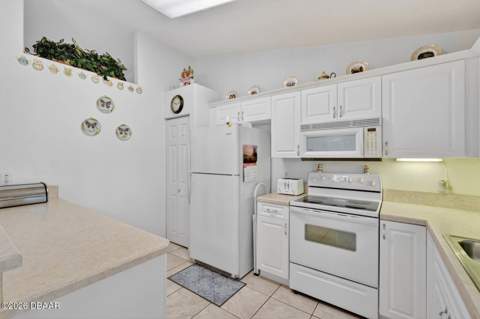 80 Roxboro Drive, Palm Coast FL - photo 14 of 40