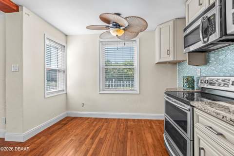 129 Rosalyn Avenue, Daytona Beach FL - photo 13 of 42