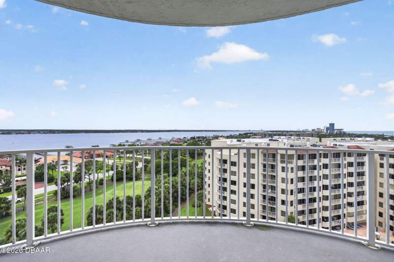 2 bedroom Condominium at 2 Oceans West Boulevard #905, Oceans Grand Condo, Daytona Beach — photo 4