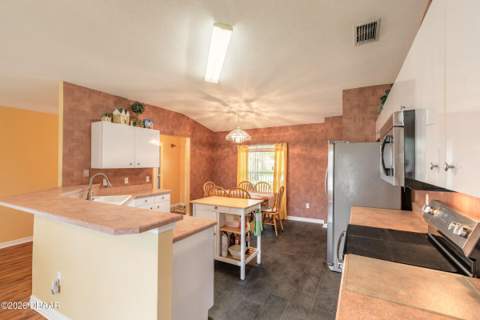2919 Oak Lea Drive, South Daytona FL - photo 10 of 38