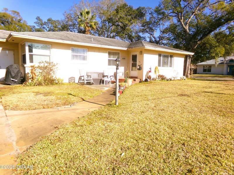 3 bedroom Single Family Residence at 1405 Daytona Avenue, Mcbride, Holly Hill — photo 2