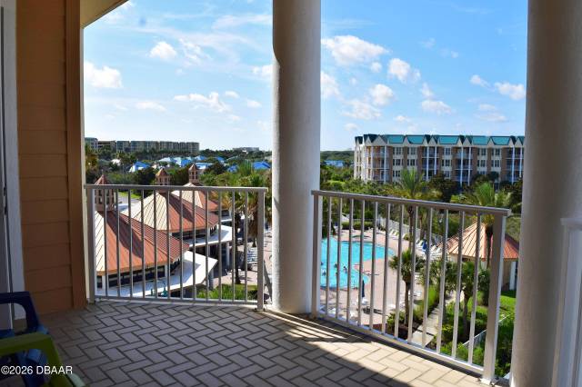 Rivers Edge At Harbour Village Condo
