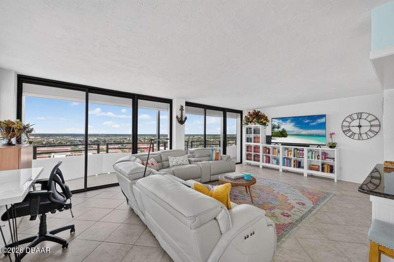 2 bedroom Condominium at 2900 N Atlantic Avenue #1006, Ocean Ritz of Daytona, A Condo, The, Daytona Beach — photo 5