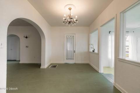 255 Lexington Drive, Daytona Beach FL - photo 9 of 40