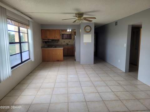 325 Wilder Boulevard #A401, Daytona Beach FL - photo 7 of 21