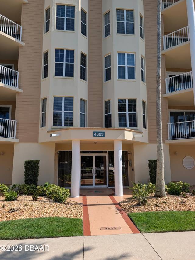 Rivers Edge At Harbour Village Condo