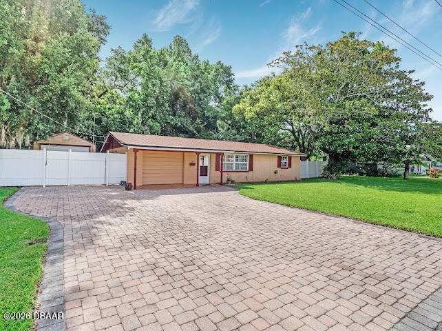 2 bedroom Single Family Residence at 736 5th Street, Portona, Port Orange — photo 1