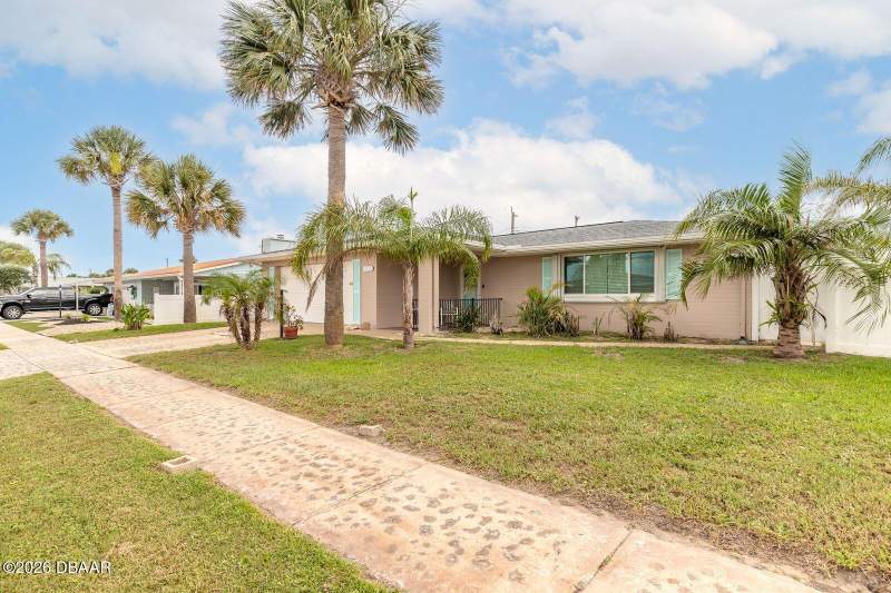2 bedroom Single Family Residence at 2315 Bonnie View Drive, Oakview, Ormond Beach — photo 3