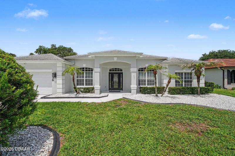 4 bedroom Single Family Residence at 6079 Red Stag Drive, Sterling Chase, Port Orange — photo 2