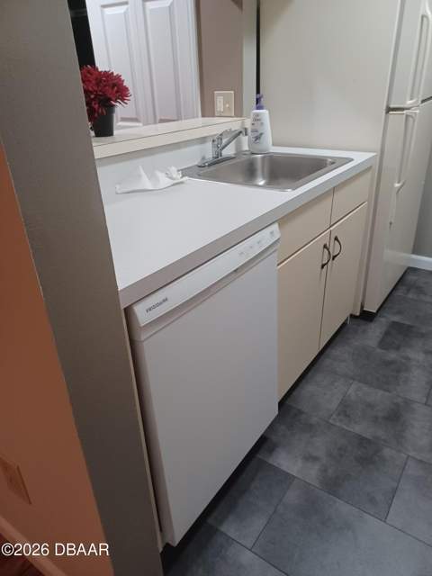 1401 S Palmetto Avenue #611, Daytona Beach FL - photo 8 of 18
