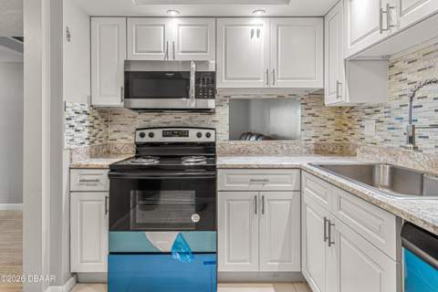 640 N Nova Road #409, Ormond Beach FL - photo 9 of 34