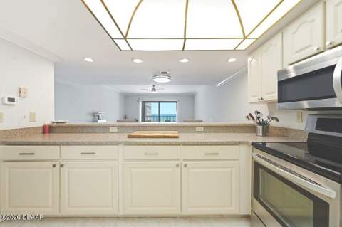 3800 S Atlantic Avenue #504, Daytona Beach Shores FL - photo 7 of 36