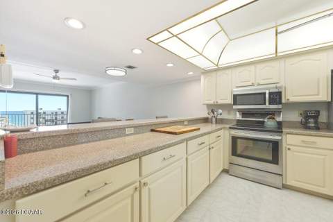 3800 S Atlantic Avenue #504, Daytona Beach Shores FL - photo 9 of 36