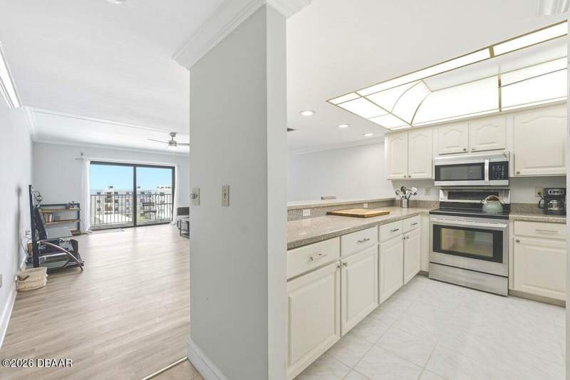 2 bedroom Condominium at 3800 S Atlantic Avenue #504, Ocean Terrace Club, A Condo, Daytona Beach Shores — photo 5